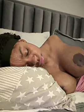 CharlottX: онлайн-секс-чат