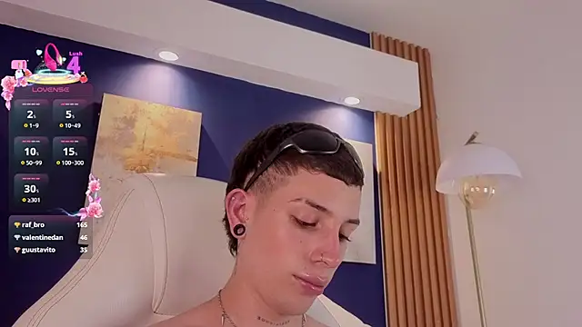 Luca_Prince_ élő XXX-chatje