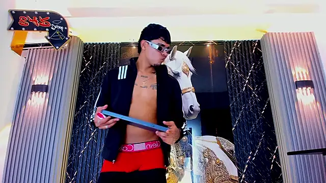 the_knights_of_the_night_ Webcamshow