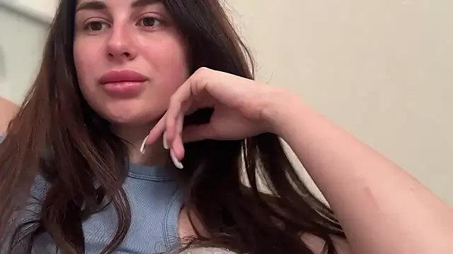 LiluMartiznirn Webbikameraesitys