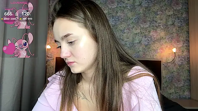 LoraDavi's Live XXX Chat