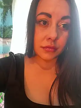 DaisyStreet লাইভ XXX চ্যাট