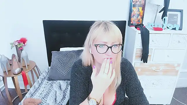 sweetMariina 라이브 XXX 채팅