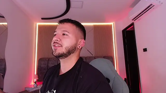 Chat XXX en directo de mister_miike