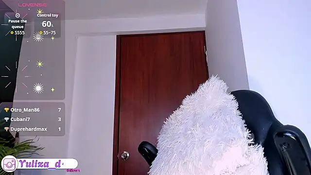 Luxury_Woman Chat XXX live