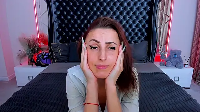 Rebecca_Diamond Live XXX-Chat