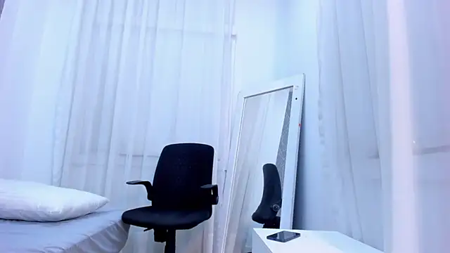 ViictoriiaSaenz's Live XXX Chat