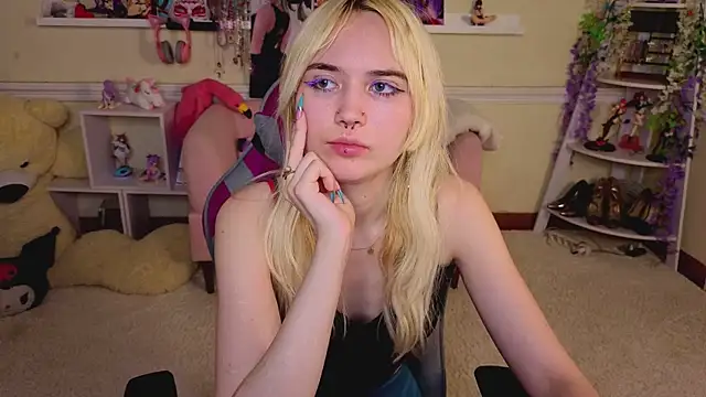 Iris_Ivory Chat XXX in diretta