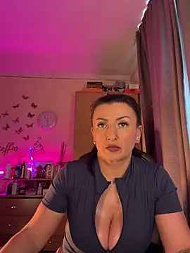 Chatroom XXX en direct de Hotangel75