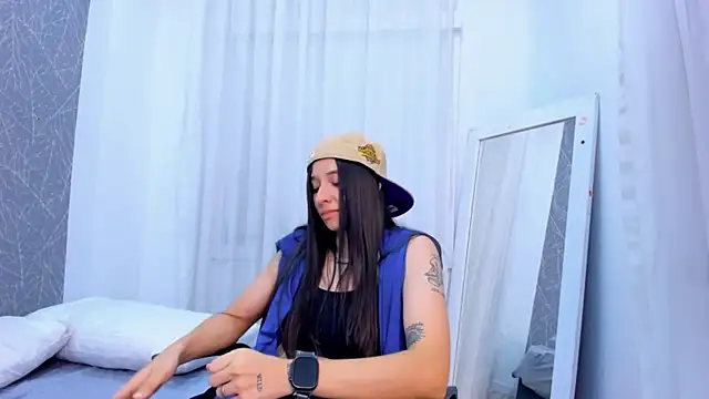 ViictoriiaSaenz's Live XXX Chat