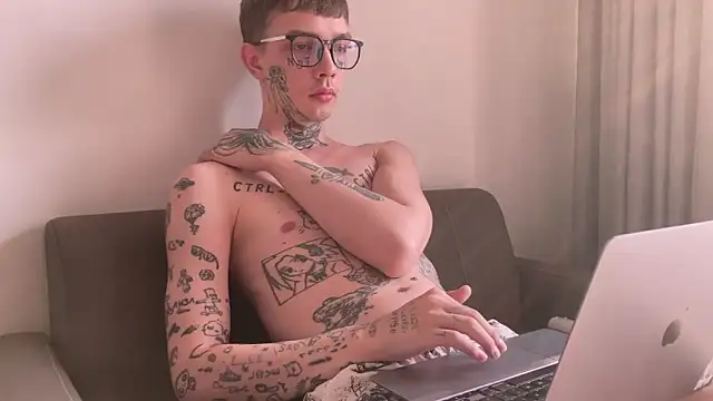 دردشة anahori__simon الجنسية المباشرة