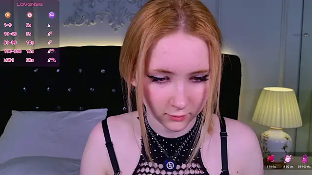 Lira_Yummy Adlı Modelin Canlı XXX Sohbeti