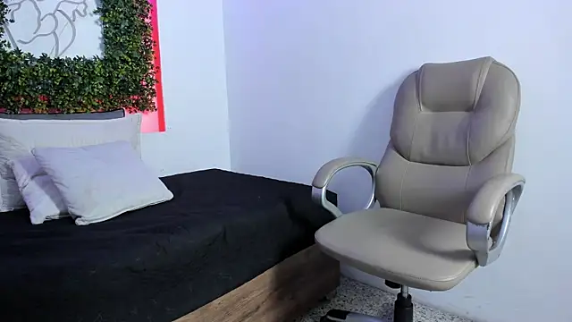 DanteTargaryen Live XXX-Chat