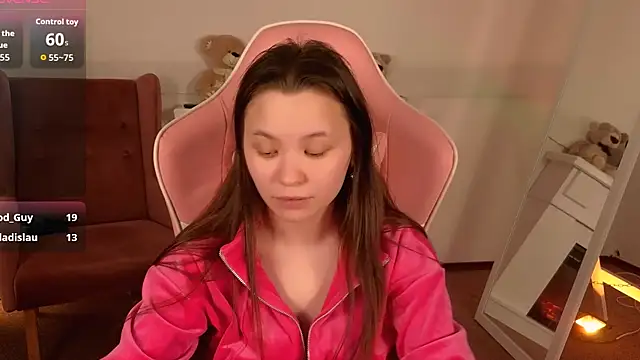 دردشة Maya_soft الجنسية المباشرة