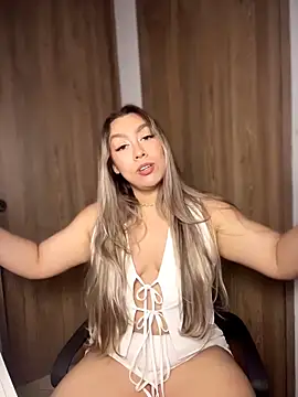 Im_sophiie's Live XXX Chat