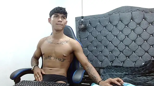 luka_big18's Live XXX Chat