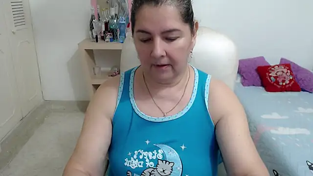 แชท XXX สดของ leonela_69