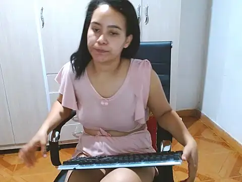 Czat XXX na żywo – MaryVixxen