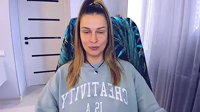 AlexiaDarren Live XXX-Chat