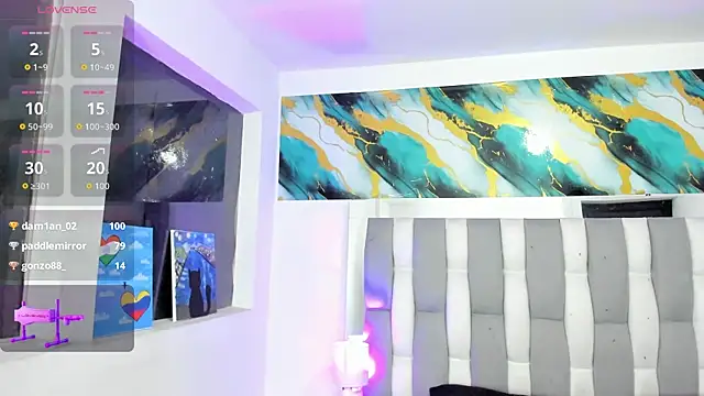 IsaDiiaz 现场XXX聊天