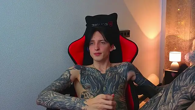 Martin_Jin: онлайн-секс-чат