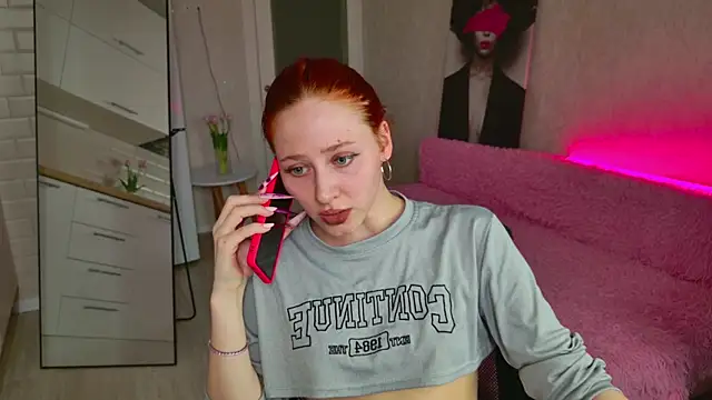 Weisser_Moon Chat XXX in diretta