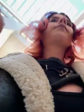 RiriRoseey Live XXX Chat