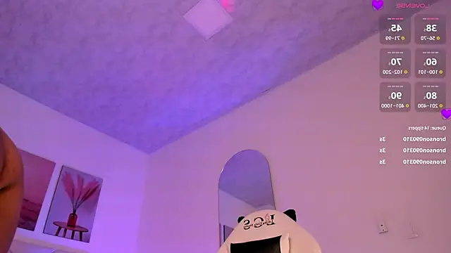 Brianna_bigboobs: онлайн-секс-чат