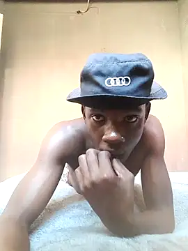 king_kgosiey55: διαδικτυακό σόου στην κάμερα