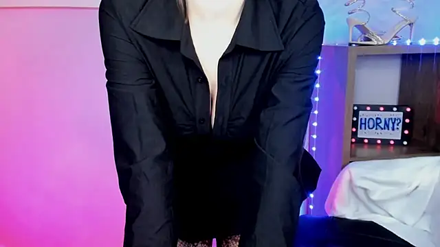 แชท XXX สดของ LuxMaya