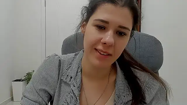 แชท XXX สดของ Joannia