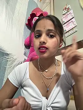 Naina11100: онлайн-секс-чат