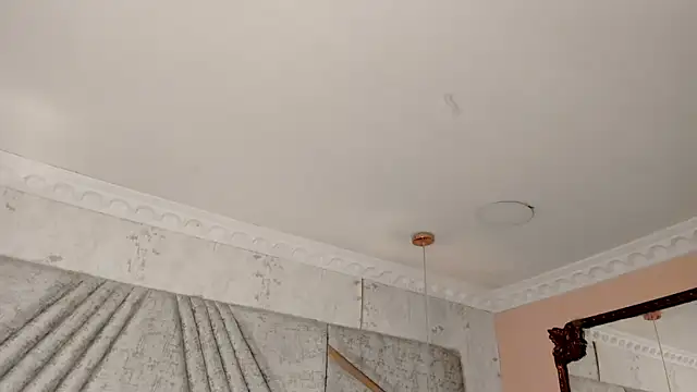 EmeelyMuller Adlı Modelin Canlı XXX Sohbeti