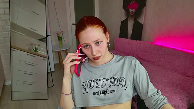 Weisser_Moon Live XXX-chat