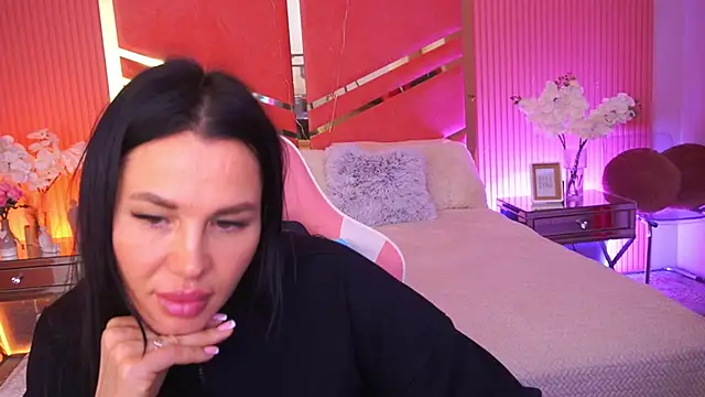 Show modela Casey_Min na web-kameri