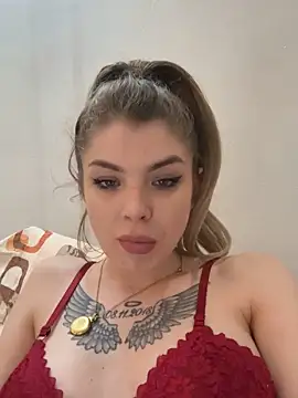 AishaDiamond's Live XXX Chat