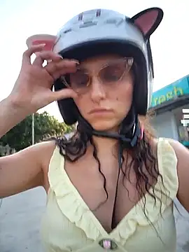 Sembang XXX Secara Langsung Izabella_Bella