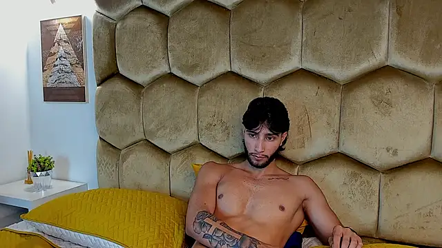 Emmet_CollinsJS élő XXX-chatje