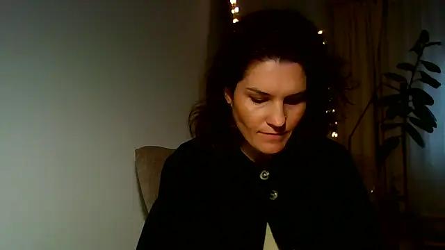 Ms-Lust1- Chat XXX in diretta