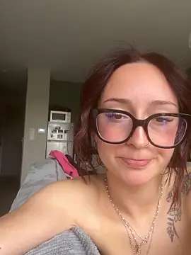 Chat +18 de Lolasecret_ ao vivo