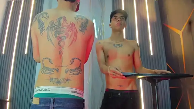 Angel_xxx Adlı Modelin Canlı XXX Sohbeti