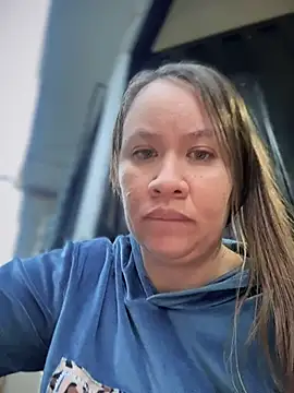 Chat +18 de Emiily_lee ao vivo