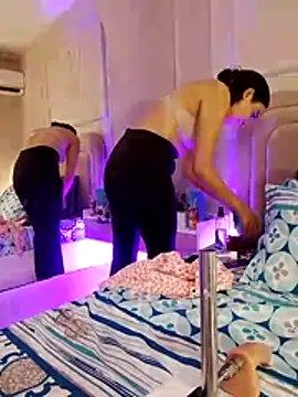 Miaaffox Adlı Modelin Canlı XXX Sohbeti