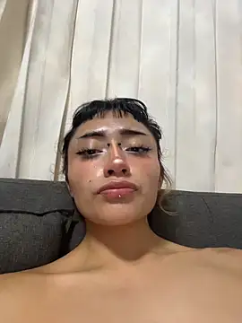 دردشة baby_akuma الجنسية المباشرة