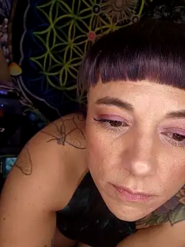 infinirose's Webcam Show