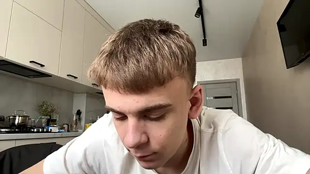 SoloFury webcam show