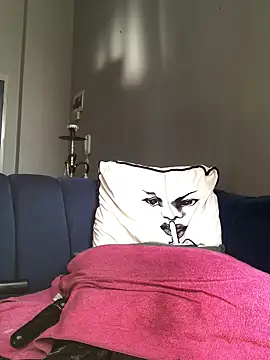 Živý XXX chat Curveysinaa