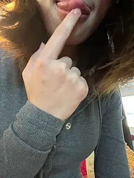 littleqiu: απευθείας συνομιλία ΧΧΧ