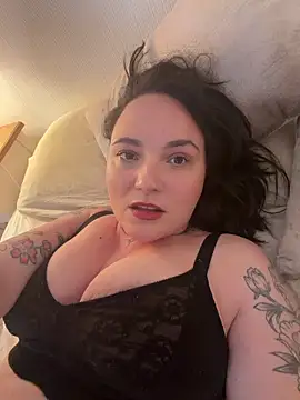 OrgasmilleのライブXXXチャット