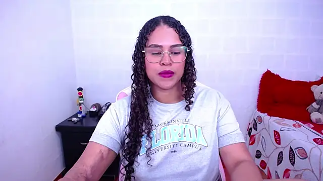 دردشة Candyhot_sex الجنسية المباشرة